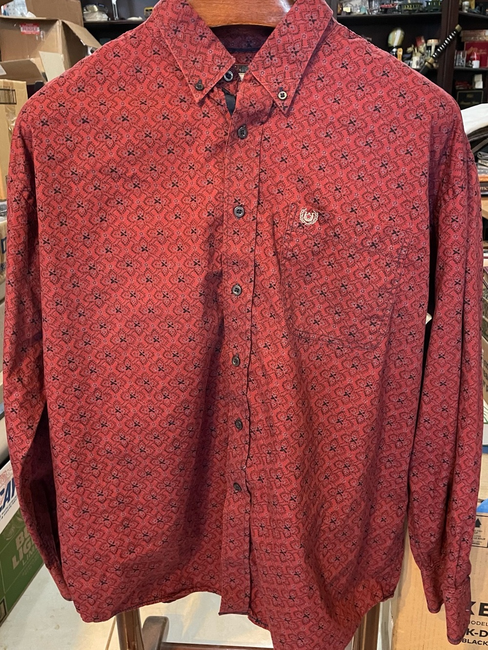 Men's Red Geo-Print Long-Sleeve Button-Down Shirt